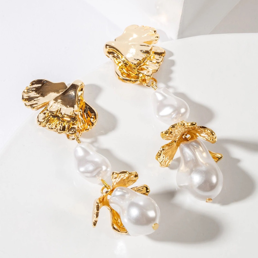 House Of Harlow 1960 Metal And Pearl Drop Earrings 38$